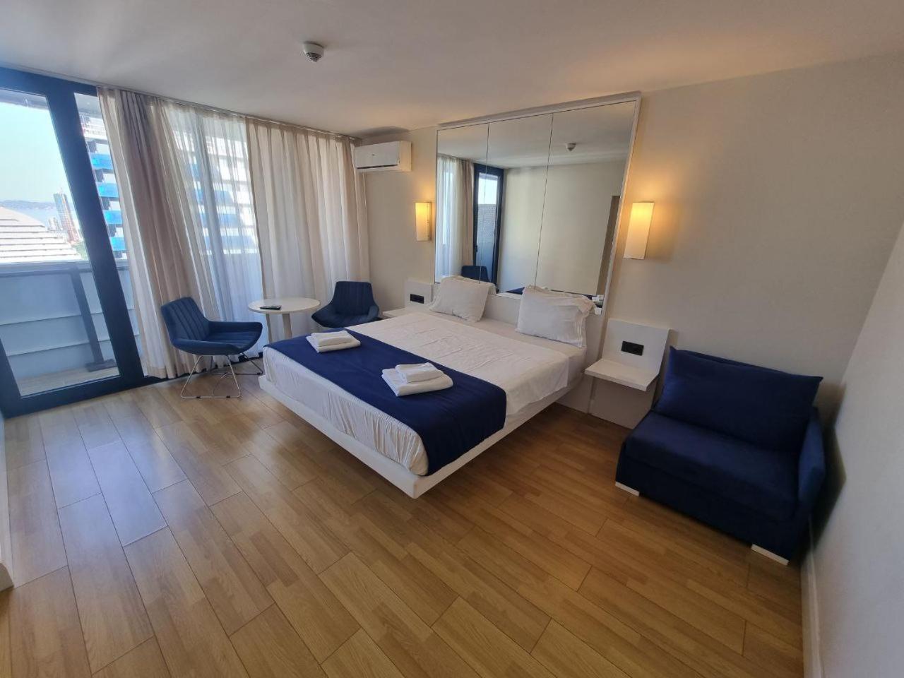 Orbi Apartments С Прекрасным Видом Batumi Esterno foto
